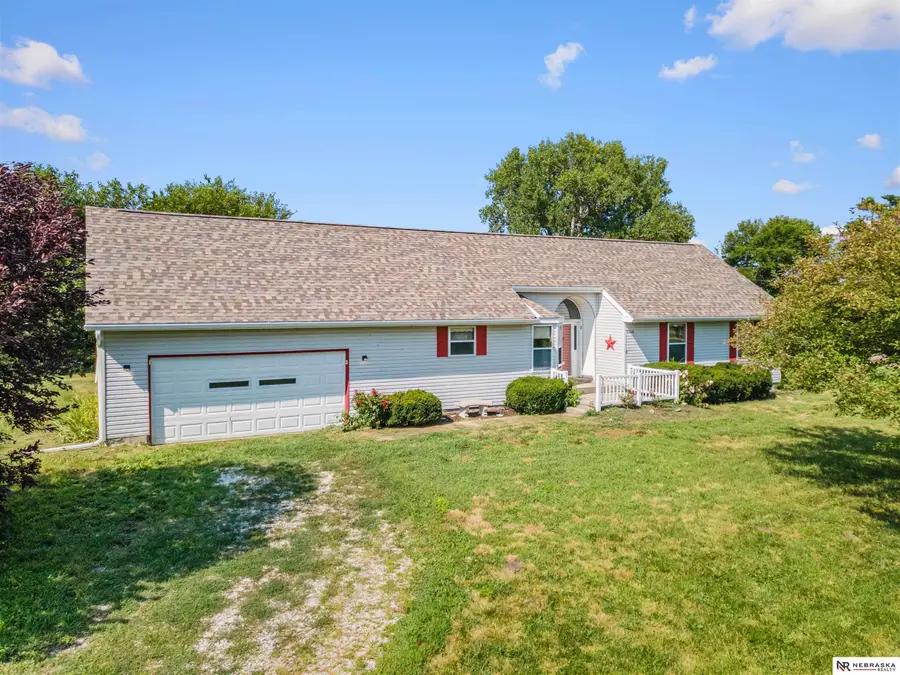 26110 W Maple Road, Waterloo, NE 68069 - #2