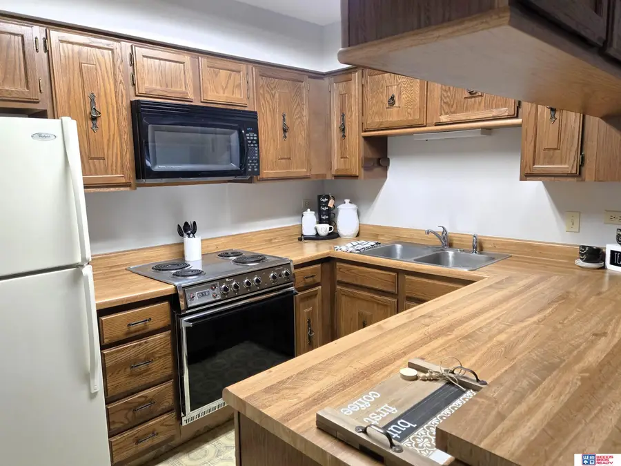 1300 G Street #305E, Lincoln, NE 68508 - #3