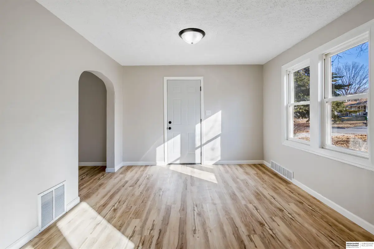 4502 Spring Street, Omaha, NE 68106 - #1