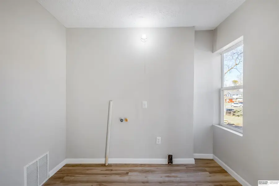 4502 Spring Street, Omaha, NE 68106 - #2