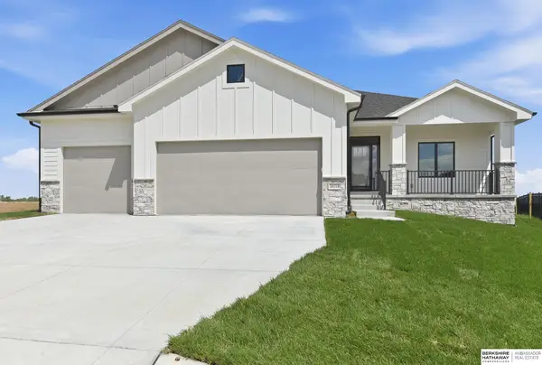 16718 Mormon Street, Bennington, NE 68007