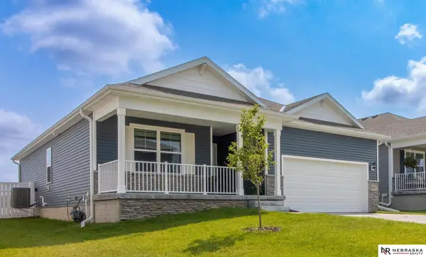 20467 Swallowtail Street, Gretna, NE 68028