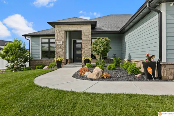 1405 W Beartooth Drive, Lincoln, NE 68521