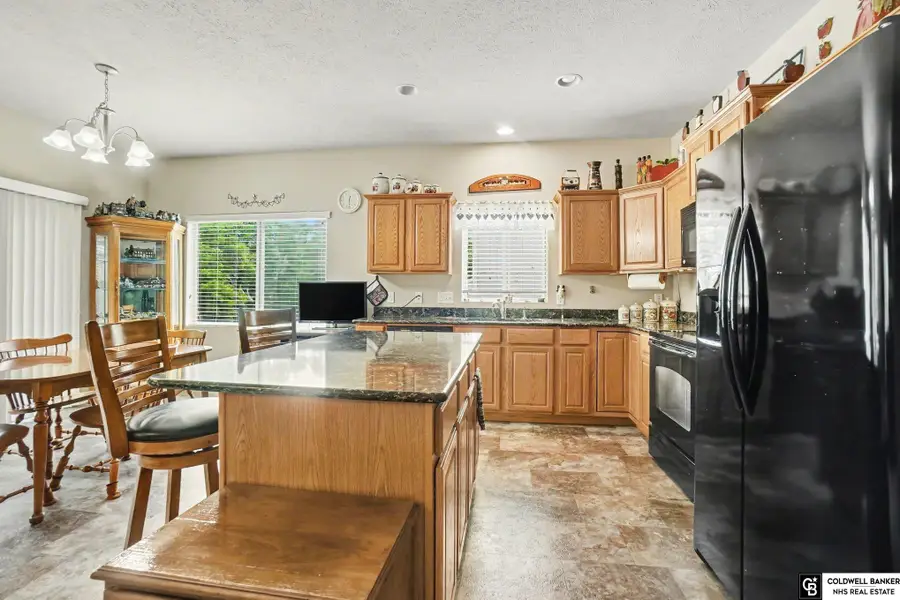 14206 Potter Parkway, Omaha, NE 68142 - #2