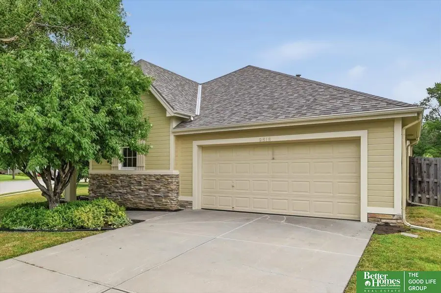 9816 S 28th Avenue Circle, Bellevue, NE 68123 - #3