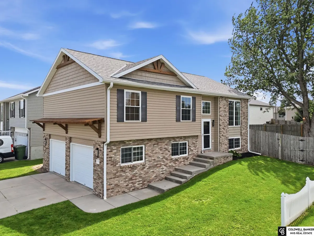 5701 S 96th Street, Lincoln, NE 68526 - #1
