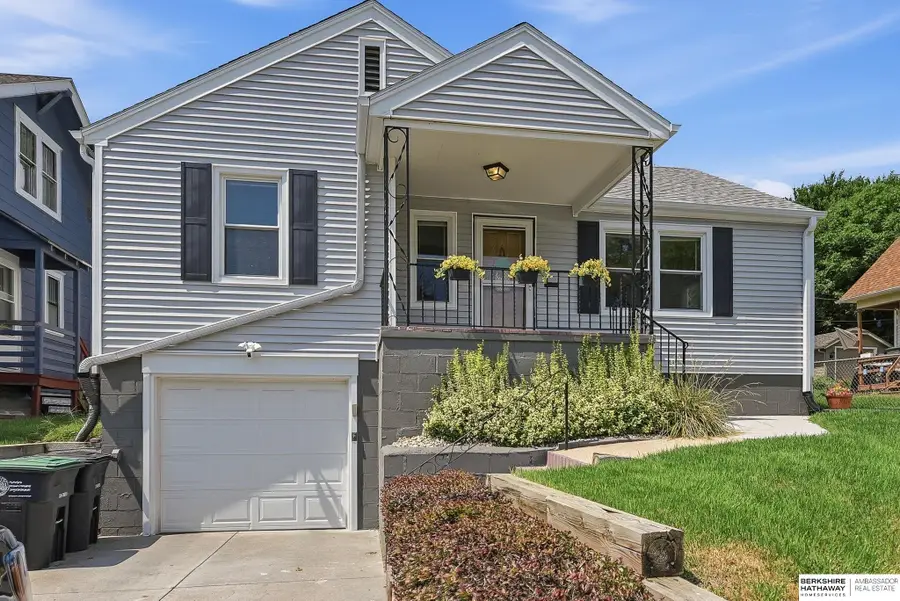 844 S 50th Street, Omaha, NE 68106 - #2