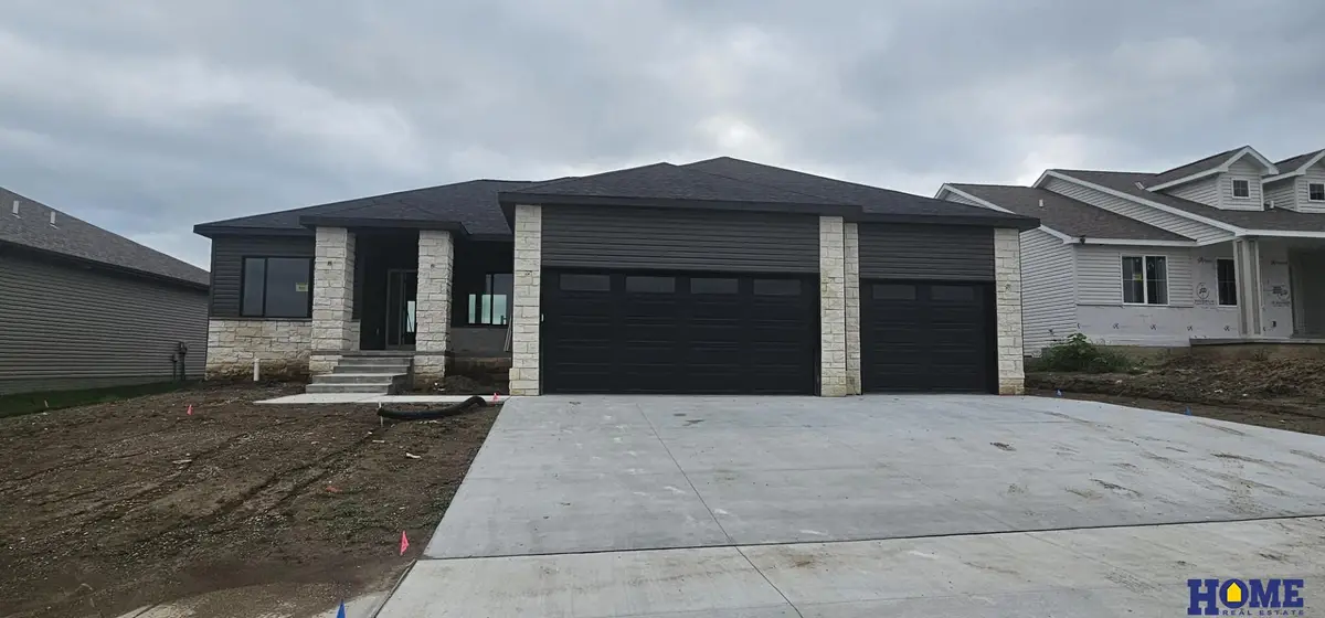 9011 Castle Pine Drive, Lincoln, NE 68516 - #1
