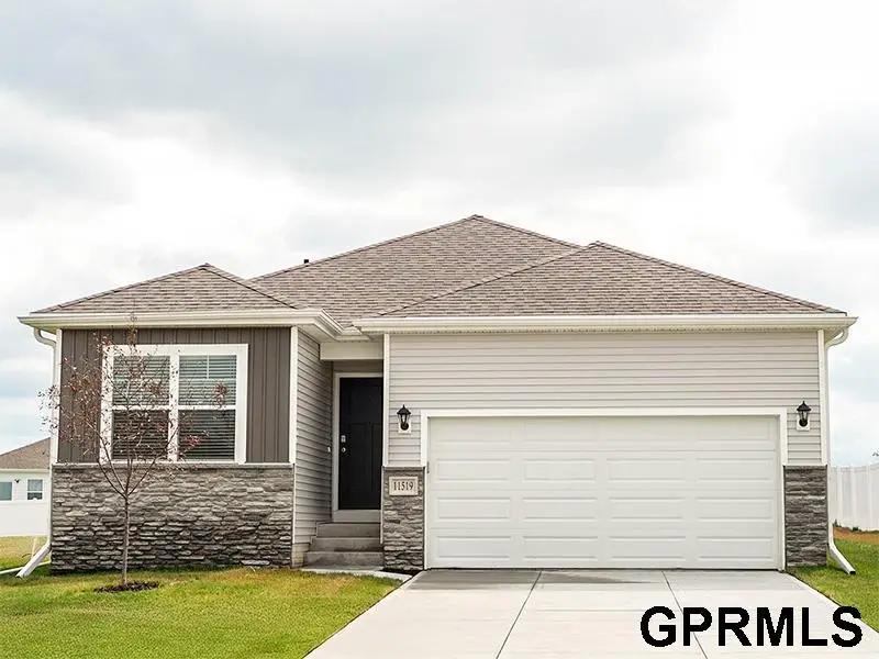 20608 Emiline Street, Gretna, NE 68028 - #1