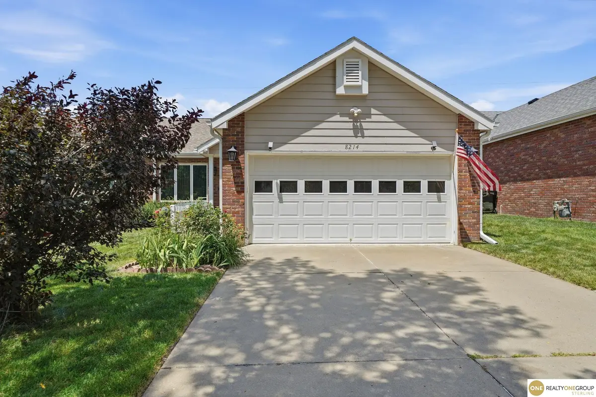 8214 Karl Ridge Road, Lincoln, NE 68506 - #1