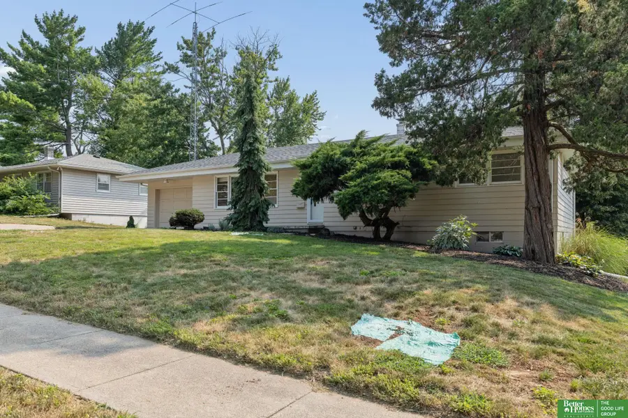 1714 Bowie Drive, Omaha, NE 68114 - #2