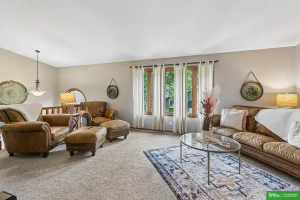 2711 Eagle Drive, Fremont, NE 68025