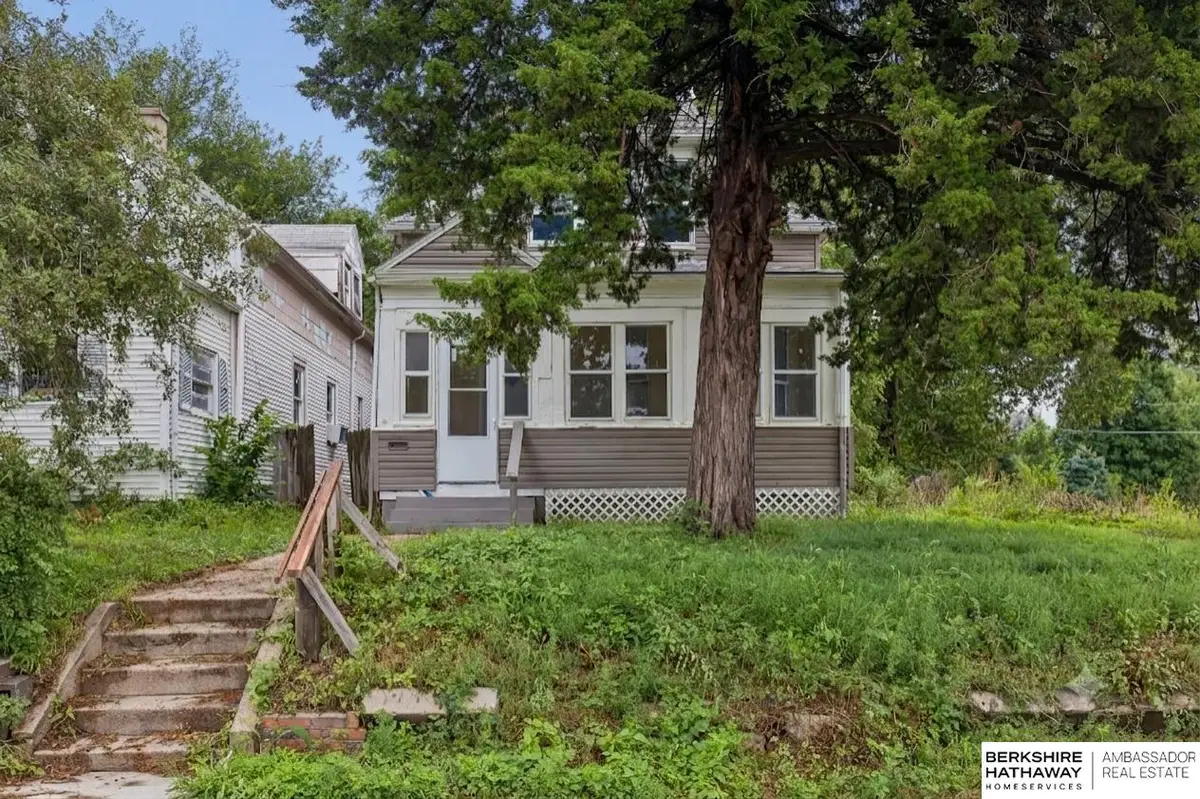 2207 N 16th Street, Omaha, NE 68110 - #1