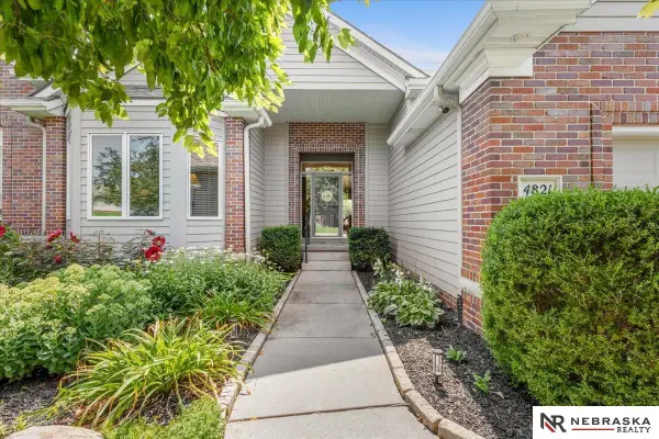 4821 Gleneagle Court, Lincoln, NE 68526