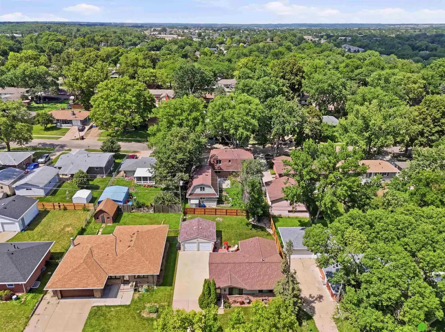 1530 Fairfield Street, Lincoln, NE 68521 - #3