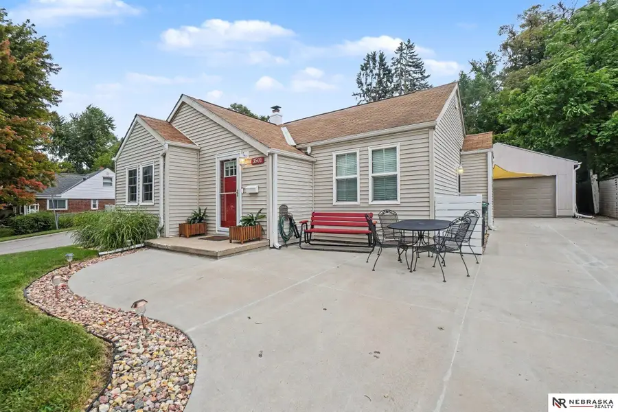 3501 Martin Avenue, Omaha, NE 68112 - #2