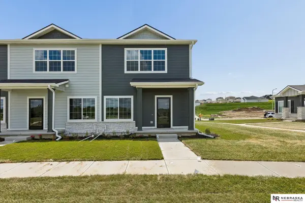 16004 Isabella Street, Bennington, NE 68007