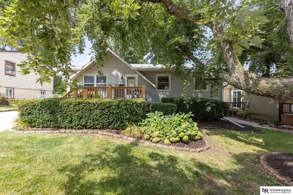 12330 B Street, Omaha, NE 68144