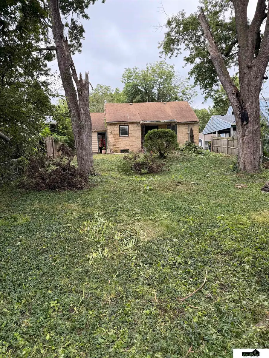 3423 S 40th Street, Lincoln, NE 68506 - #3