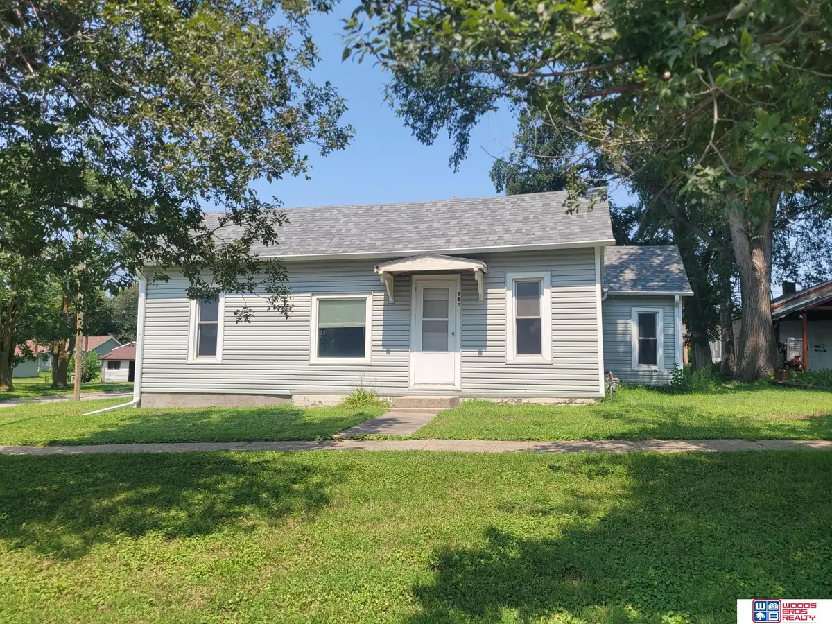 942 Elm Street, Seward, NE 68434 - #1