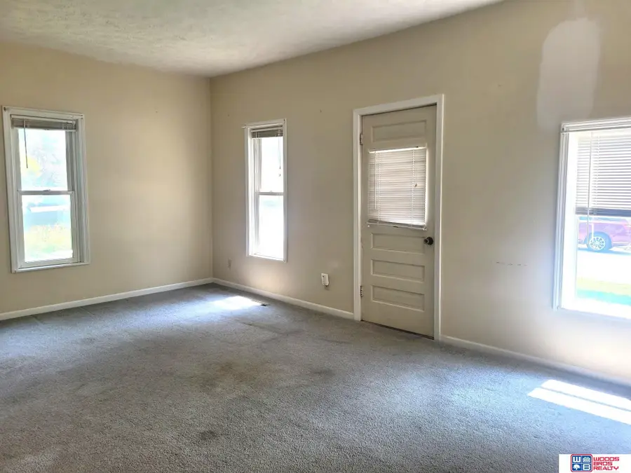 942 Elm Street, Seward, NE 68434 - #3