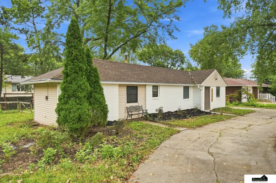 3636 S 33rd Street, Lincoln, NE 68506 - #2