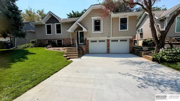 15257 Bemis Street, Omaha, NE 68154