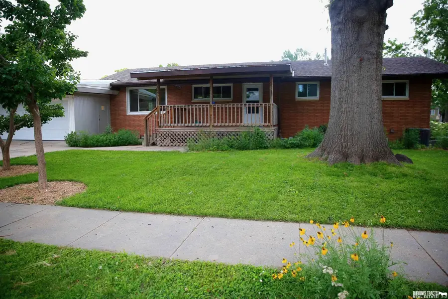 6224 Walker Avenue, Lincoln, NE 68507 - #2