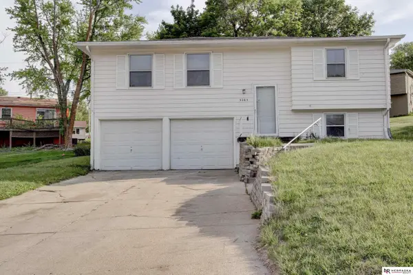 5065 Arcadia Avenue, Omaha, NE 68104