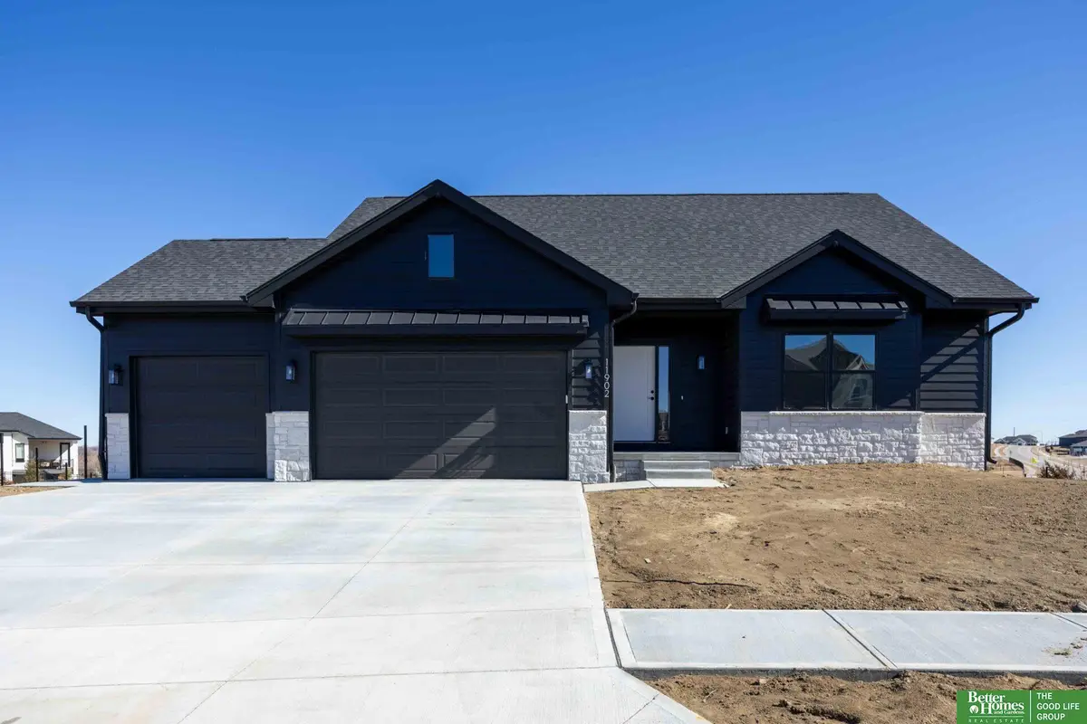 8922 Von Street, Papillion, NE 68046 - #1