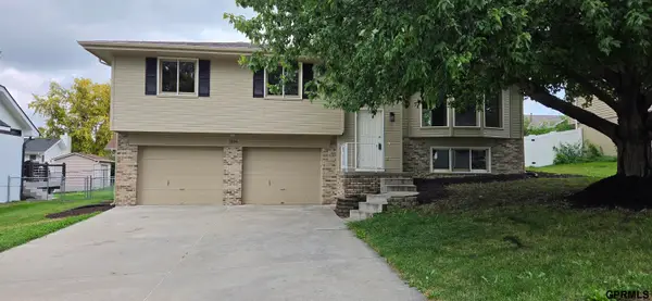 7809 S 71 Avenue, La Vista, NE 68128