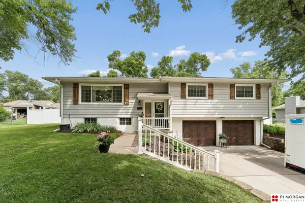 3335 S 114th Avenue, Omaha, NE 68144