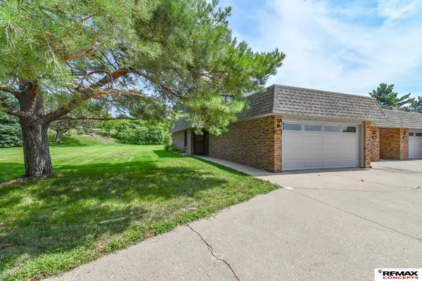 3400 Neerpark Drive, Lincoln, NE 68506