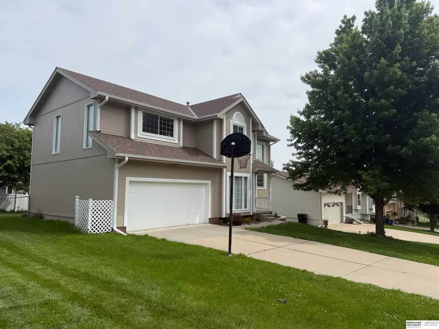 6708 Michelle Avenue, La Vista, NE 68128 - #3