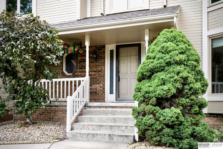 2315 Nelson's Creek Drive, Omaha, NE 68116 - #2