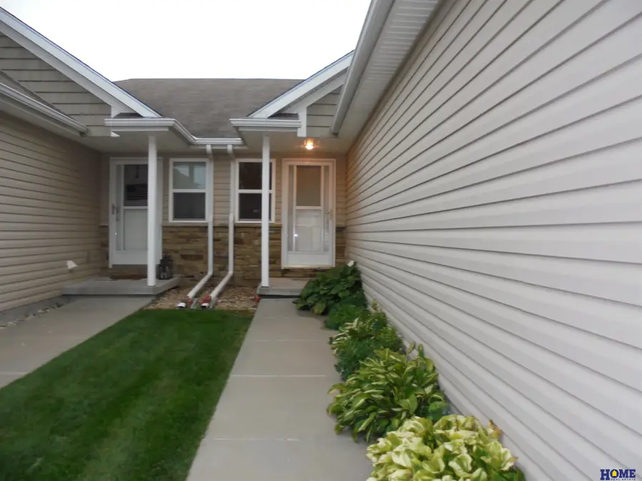8839 Blacksmith Court, Lincoln, NE 68507 - #3
