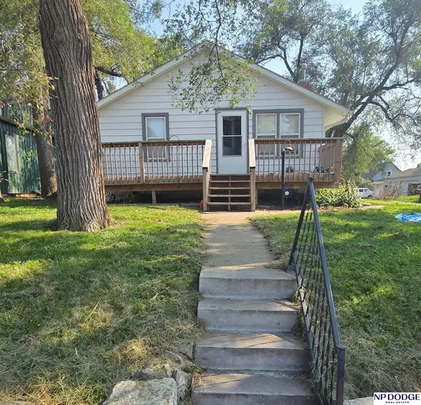 1001 Nelson Street, Lincoln, NE 68521