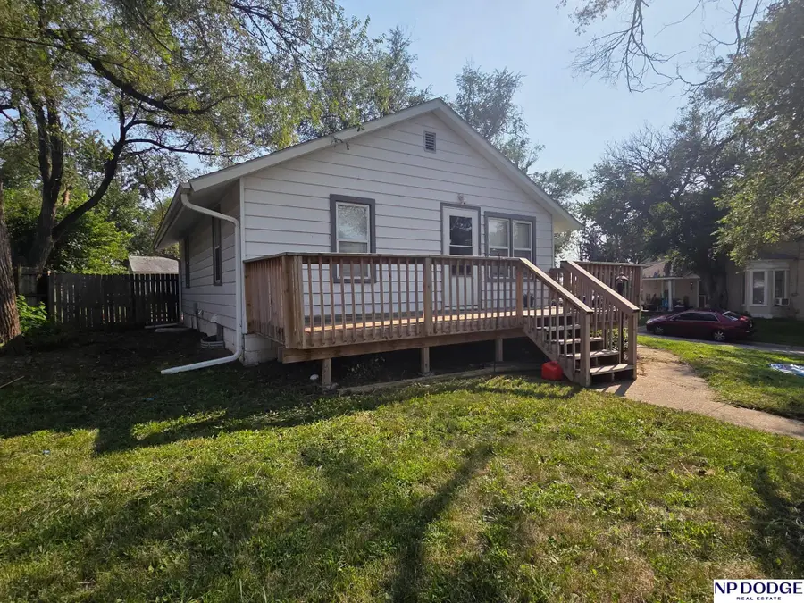 1001 Nelson Street, Lincoln, NE 68521 - #2