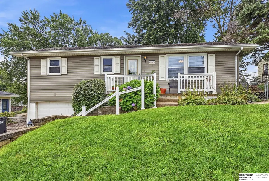 8715 Parker Street, Omaha, NE 68114 - #3