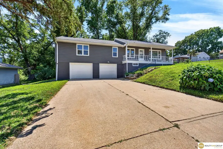 7629 Pinkney Street, Omaha, NE 68134 - #2