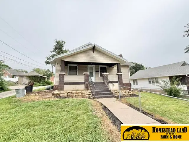 811 10th Street, Fairbury, NE 68352 - #1