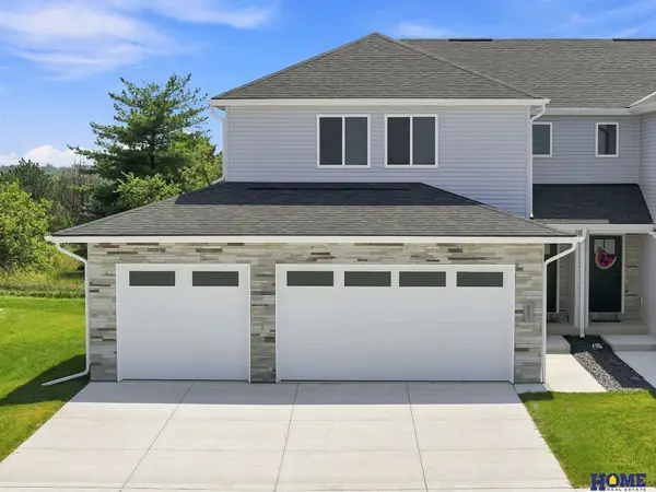 8901 Peregrine Road, Lincoln, NE 68505