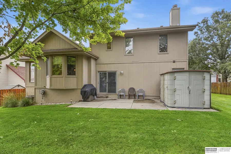 804 Auburn Lane, Papillion, NE 68046 - #3