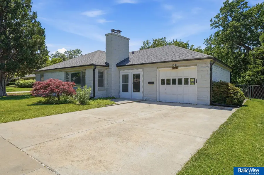 417 S Cotner Boulevard, Lincoln, NE 68510 - #3