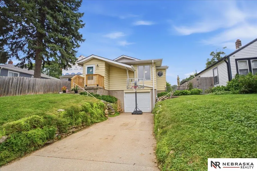 6311 Parker Street, Omaha, NE 68104 - #2