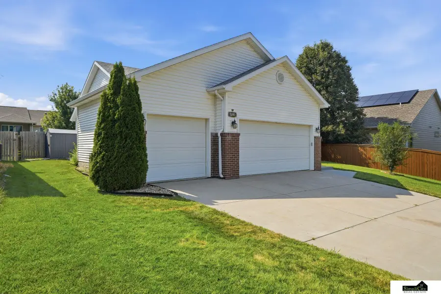 5241 N 11th Street, Lincoln, NE 68521 - #3