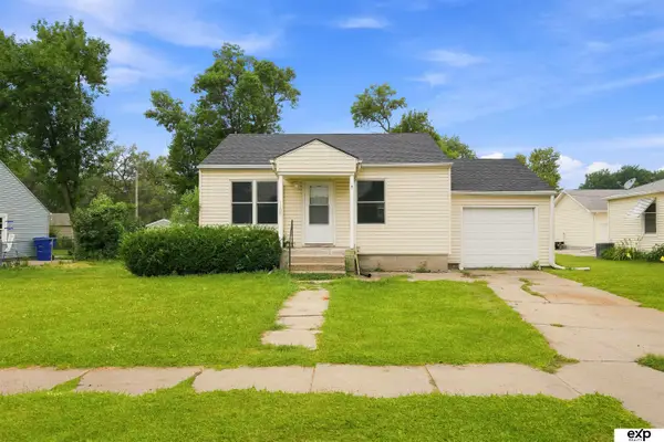 1135 N Somers Avenue, Fremont, NE 68025