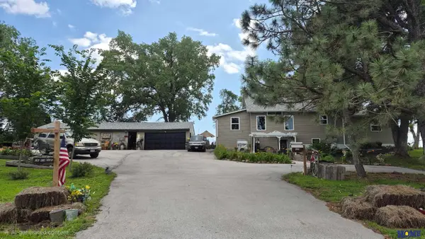 4201 W Holdrege Street, Lincoln, NE 68528