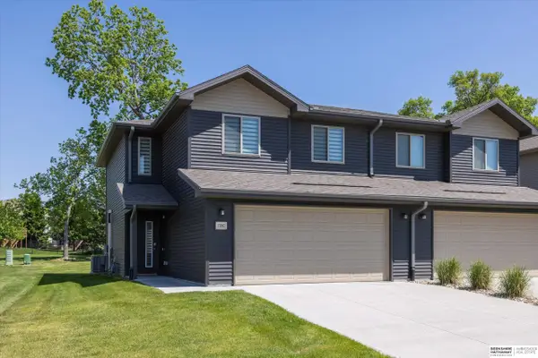 17062 Hawthorne Avenue, Omaha, NE 68118