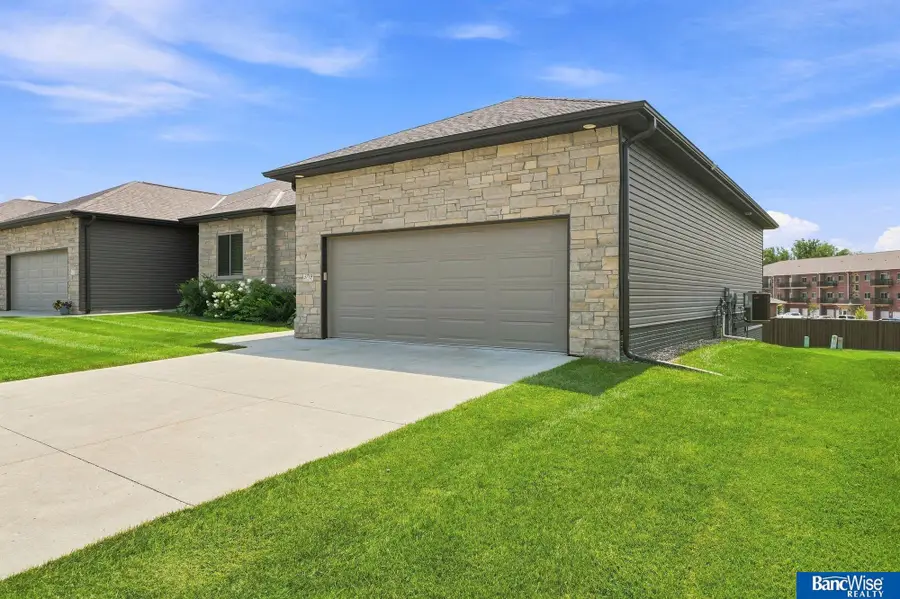 3719 Broadbear Road, Lincoln, NE 68516 - #2